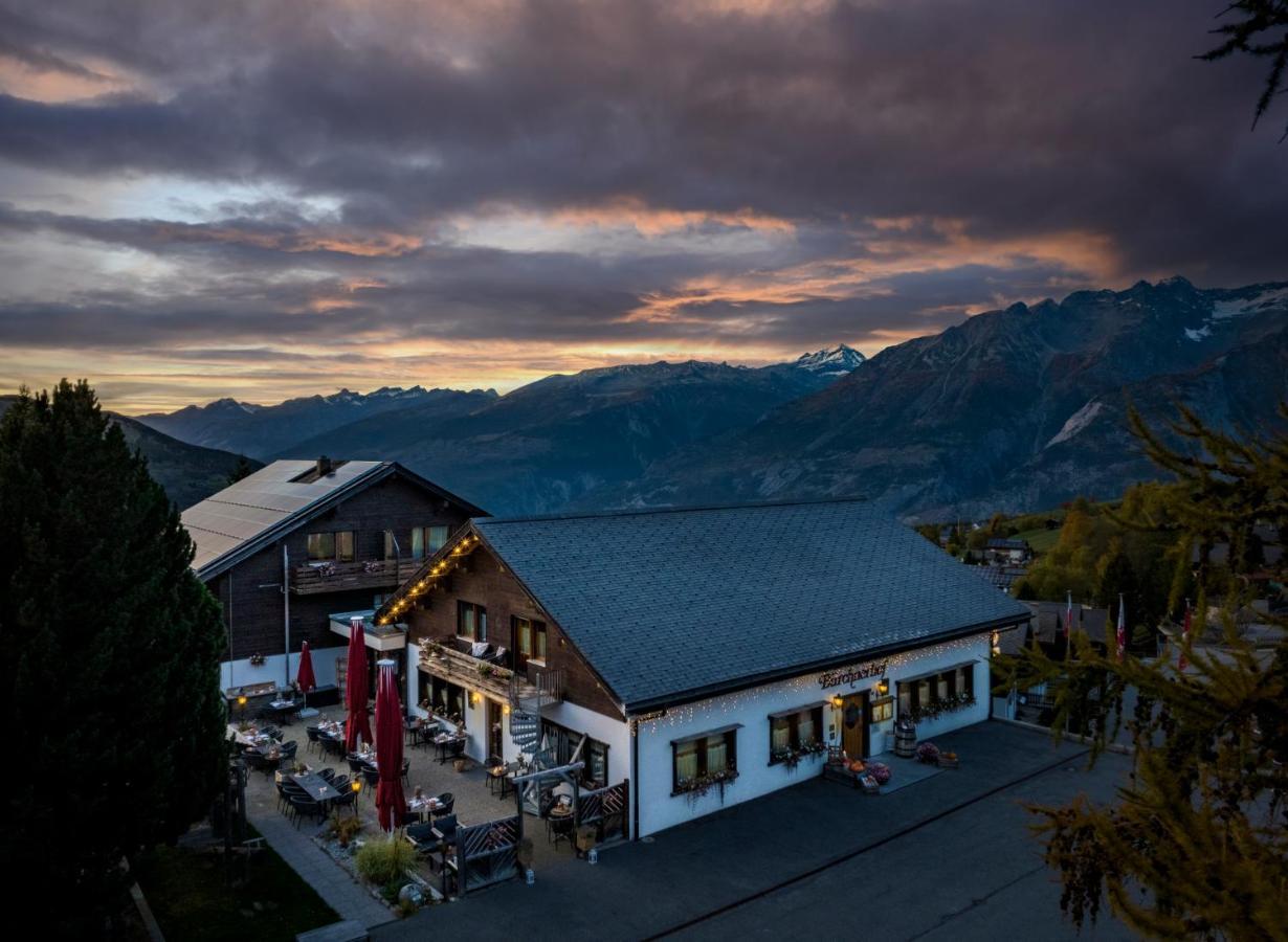 Bürchen Hotel Restaurant Buerchnerhof מראה חיצוני תמונה