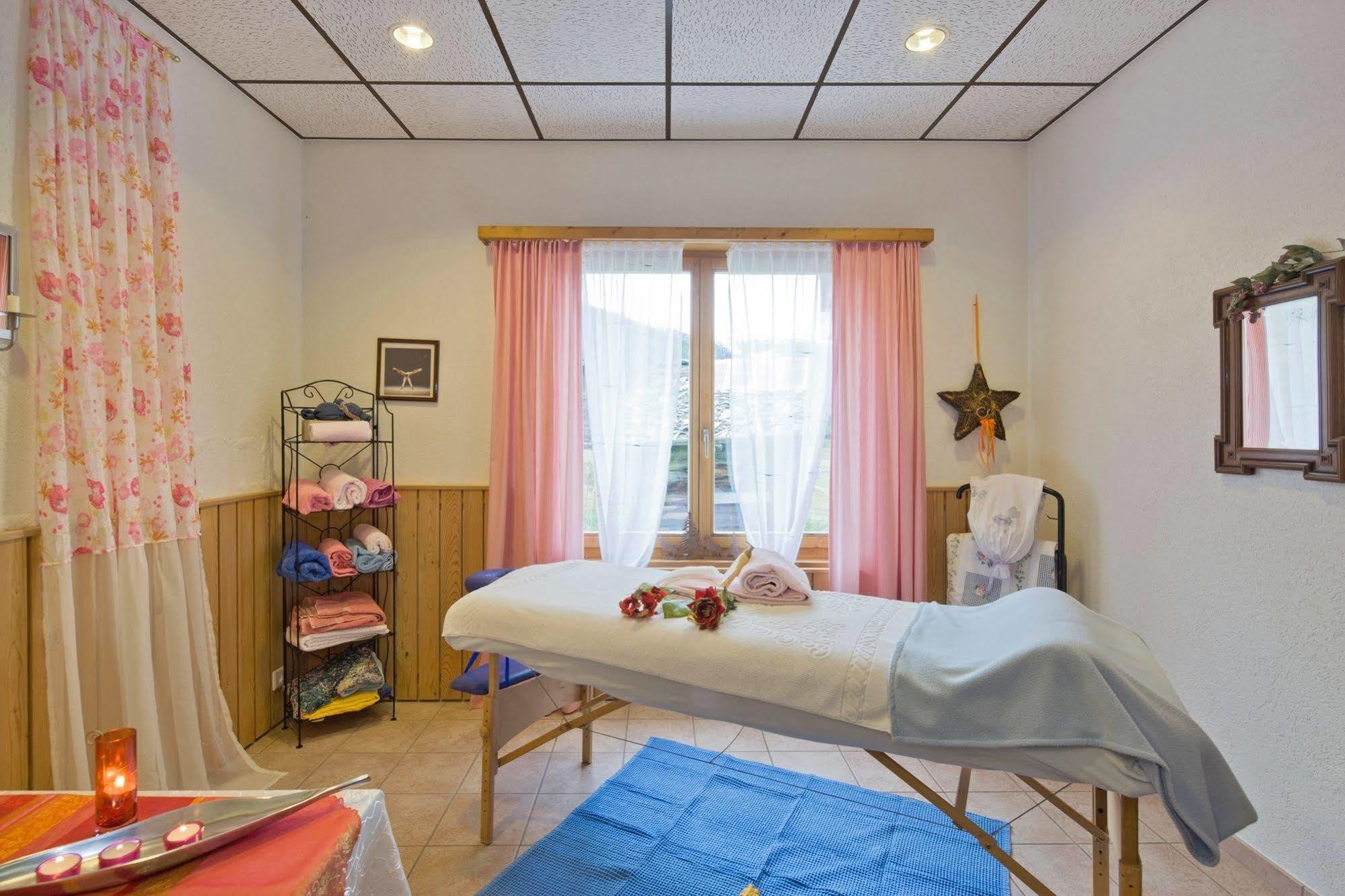 Bürchen Hotel Restaurant Buerchnerhof מראה חיצוני תמונה
